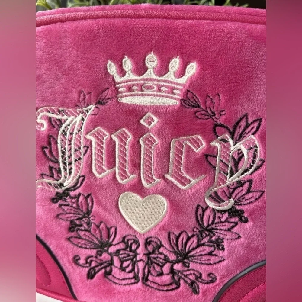 Juicy Couture Free Love Heritage Velour Crossbody Bag Pink w Charm NWT - Picture 5 of 8